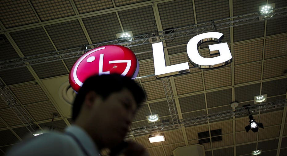 LG logo FBN