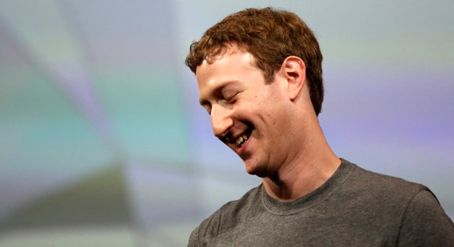 Facebook CEO Mark Zuckerberg, Mark Zuckerberg, fb