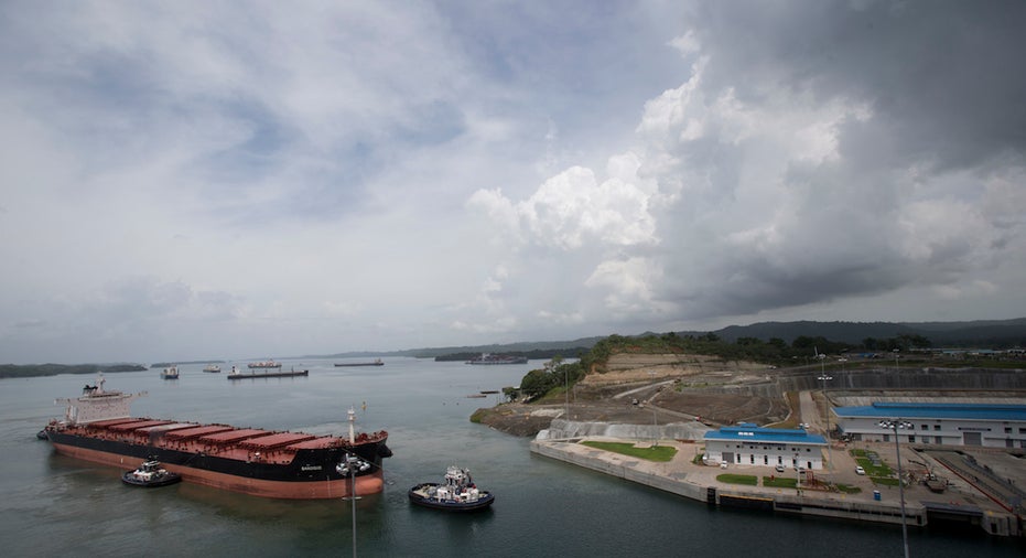 Panama Canal, shipping, trade