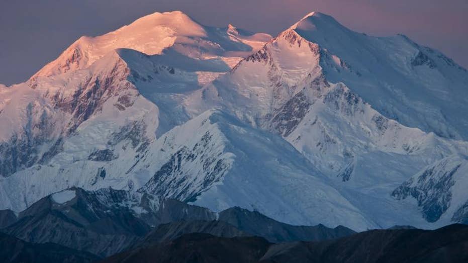 USA-CLIMBERS/ALASKA