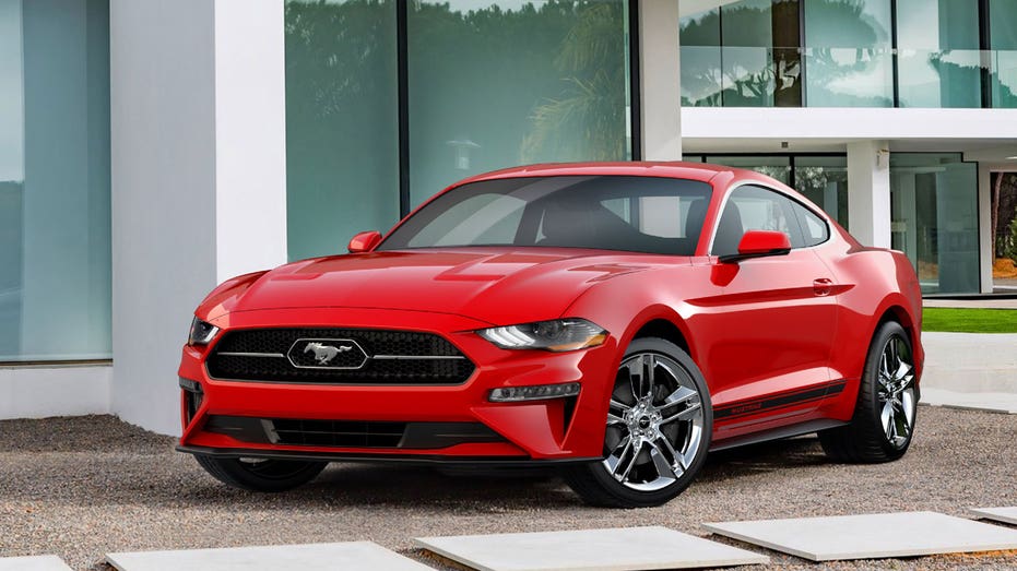 2018 Ford Mustang pony pack FBN