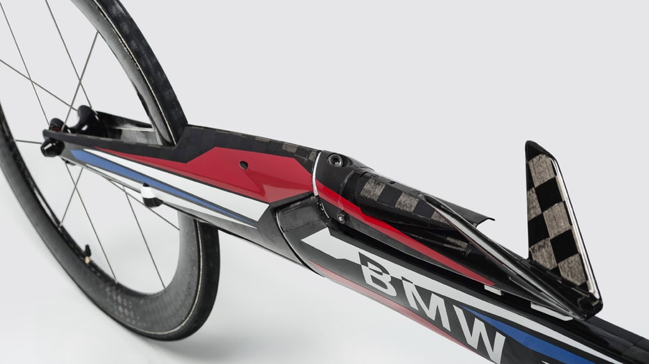 bmw_racing_wheelchair_front FBN