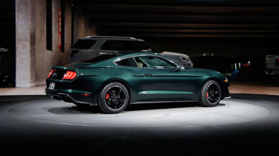 2019 Ford Mustang Bullitt, Detroit auto show AP FBN