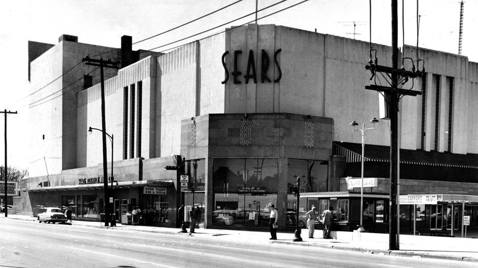 Sears store in Houston 1959 FBN