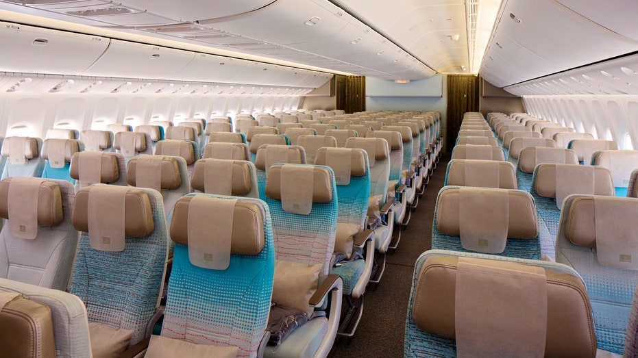 Emirates Boeing 777-300ER Economy Class FBN