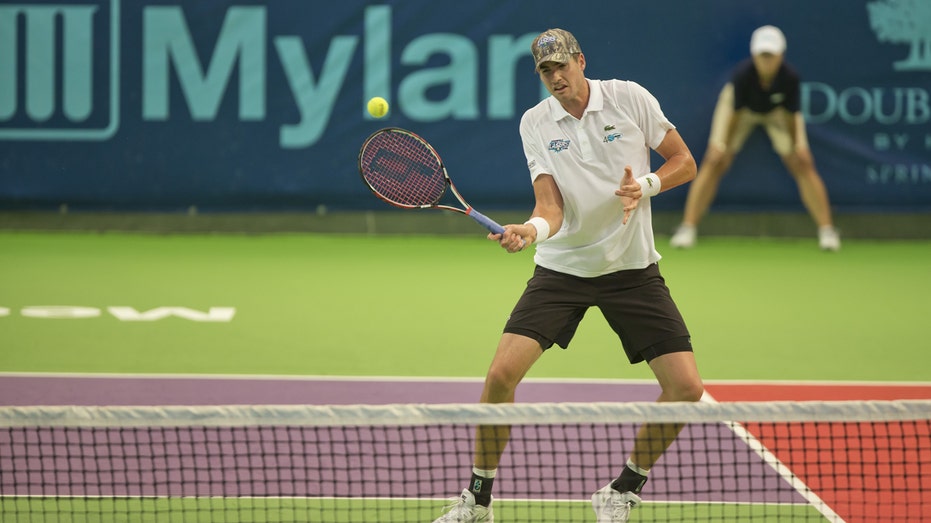 John_Isner_Springfield_Lasers_2015 FBN