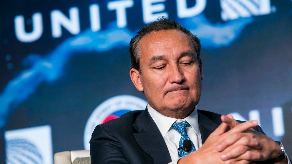 United CEO Oscar Munoz FBN