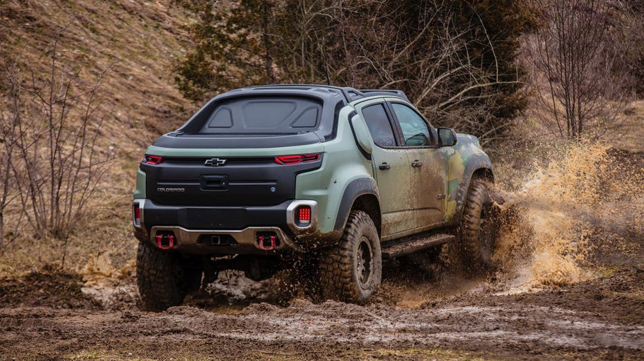 Chevrolet Colorado ZH2 rear view GM General Motors FBN