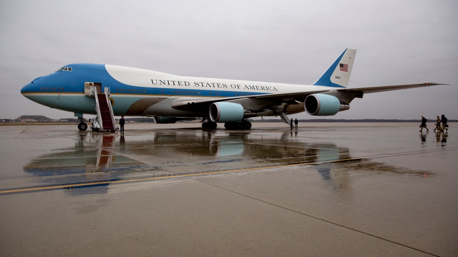 Air Force One on tarmac FBN