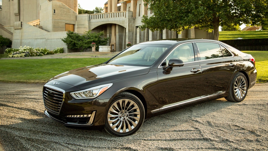 2017 Genesis G90 FBN