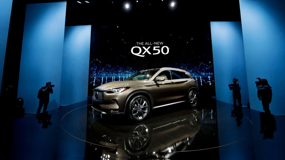 LA Auto Show Infiniti QX50 AP FBN