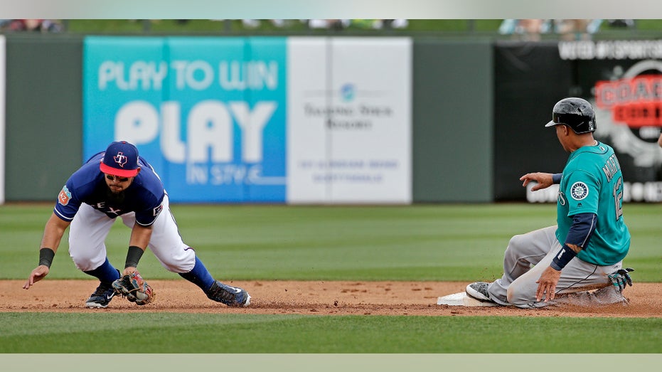 Leonys Martin Seattle Mariners baseball FBN