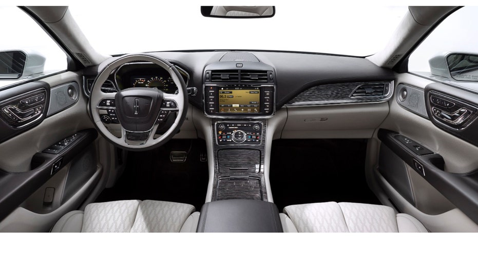 Lincoln Continental interior FBN