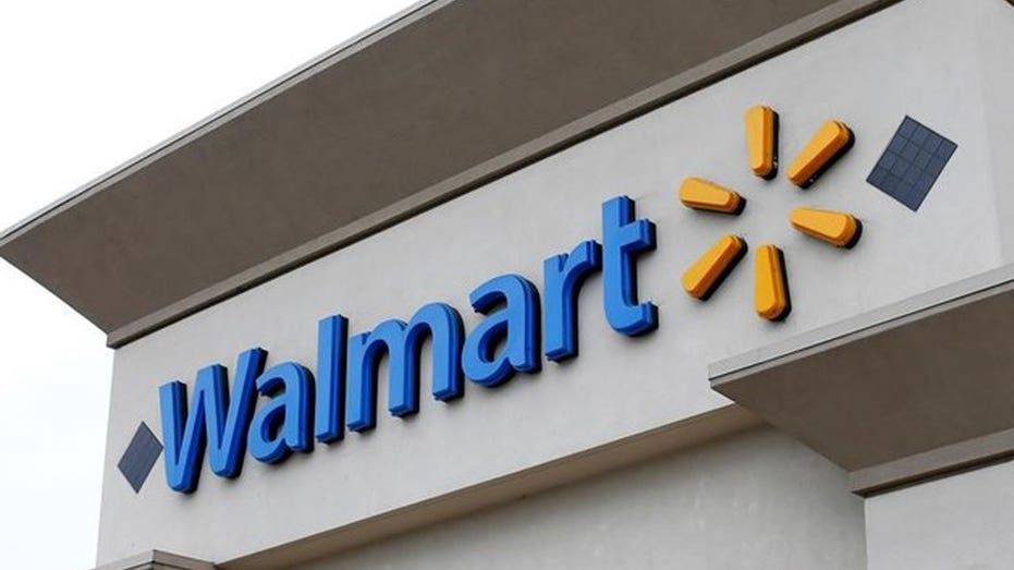 Walmart REUTERS/Mike Blake