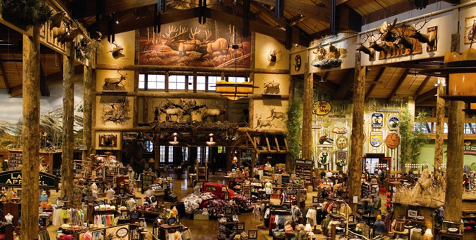 tracker boats bass pro shops canada bass pro plans to keep cabela s front and center fox tracker boats bass pro shops canada bass pro plans to keep cabela s front and center fox