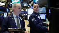 US stocks inch higher as banks and industrial companies rise