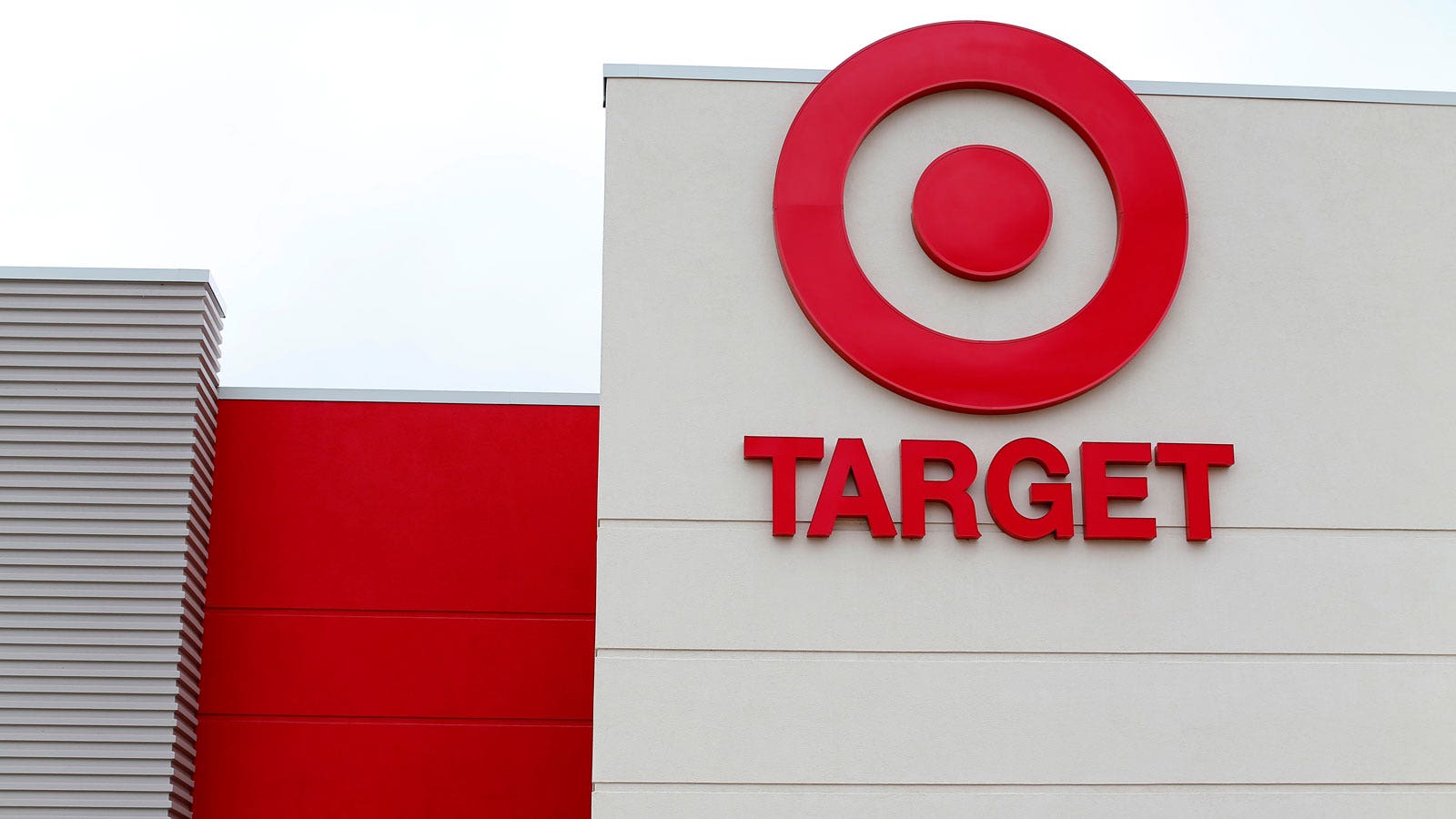 Target shares slide after disappointing 3Q earnings results