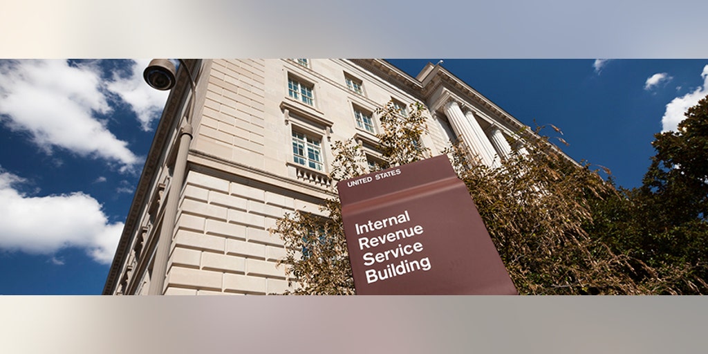 Court authorizes IRS to seek identities of taxpayers who have used cryptocurrency - Vimarsana News
