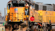 Union Pacific railroad's 1Q profit climbs 22 percent