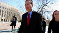 Govt argues that AT&T-Time Warner deal would hurt consumers