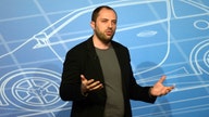 WhatsApp co-founder Jan Koum leaves Facebook amid data privacy debate