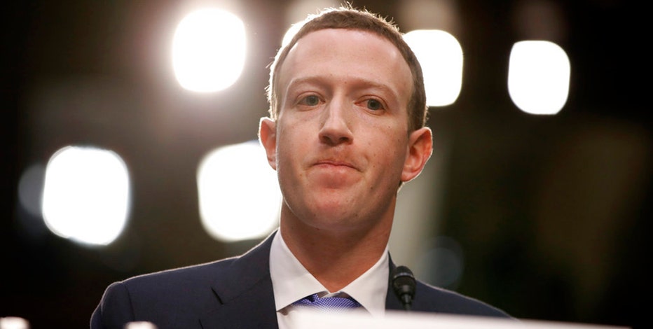 This Photo Of Mark Zuckerberg Looking Trump In the Eyes Is Everything