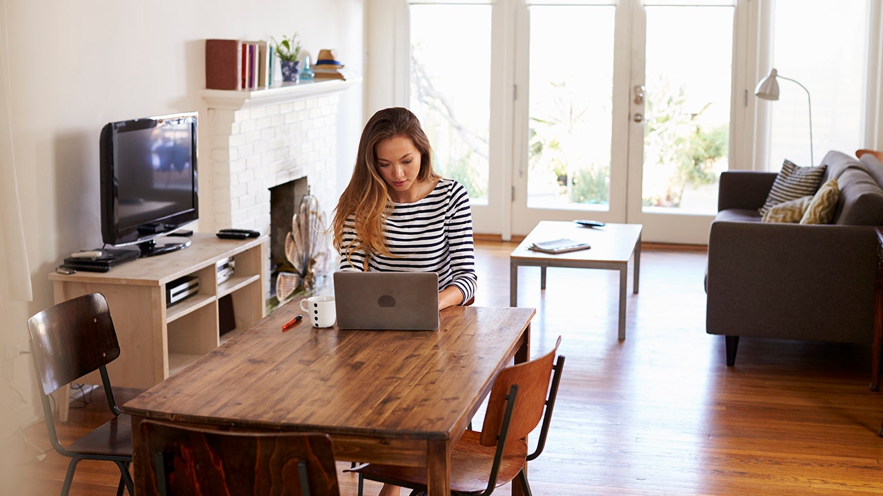 3 Reasons to Let Your Employees Work From Home 3 Reasons to Let Your Employees Work From Home