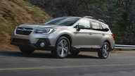 Edmunds compares Subaru Outback and Buick Regal TourX