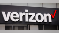 Verizon shares rise as it adds wireless customers