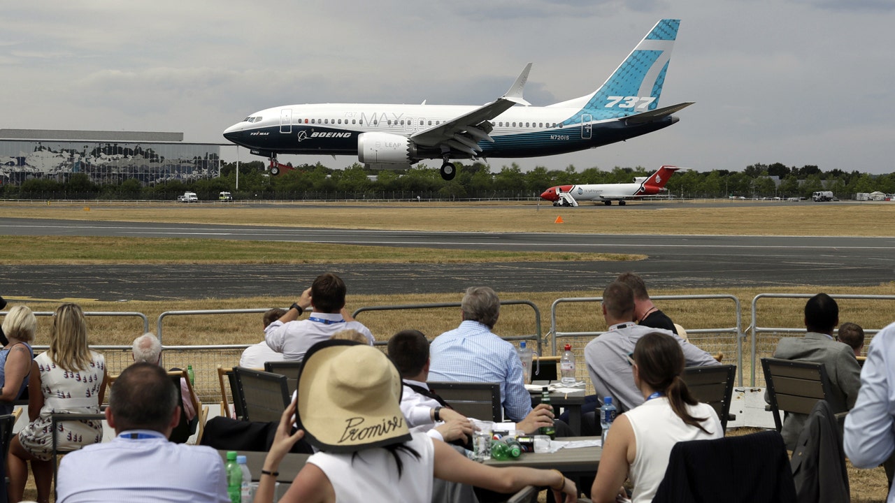 Boeing dominates, beats Airbus in orders at Farnborough Airshow