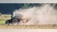 Germany gives aid to drought-hit farmers after poor harvest