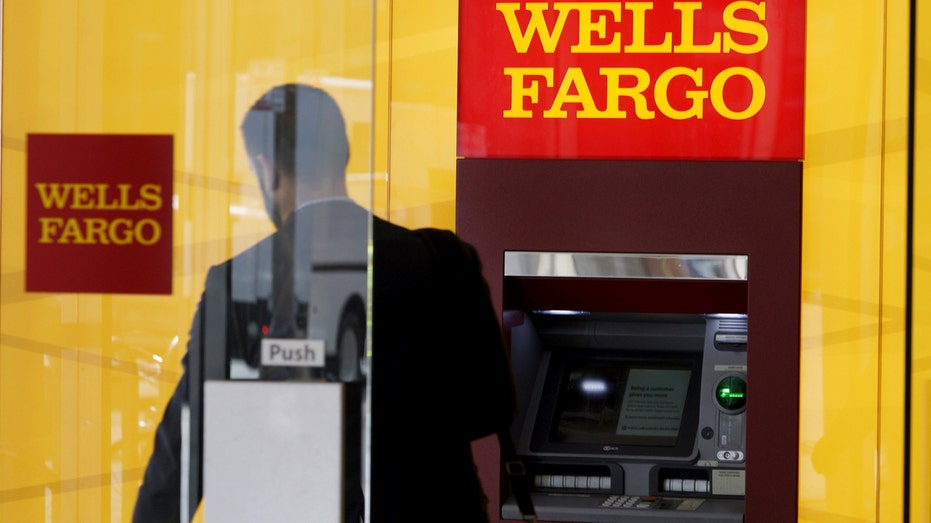 Wells Fargo Agrees To 3b Settlement In Fake Accounts Case Fox Business 7905