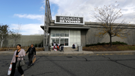 Bed Bath & Beyond shares plunge as customers turn to other options
