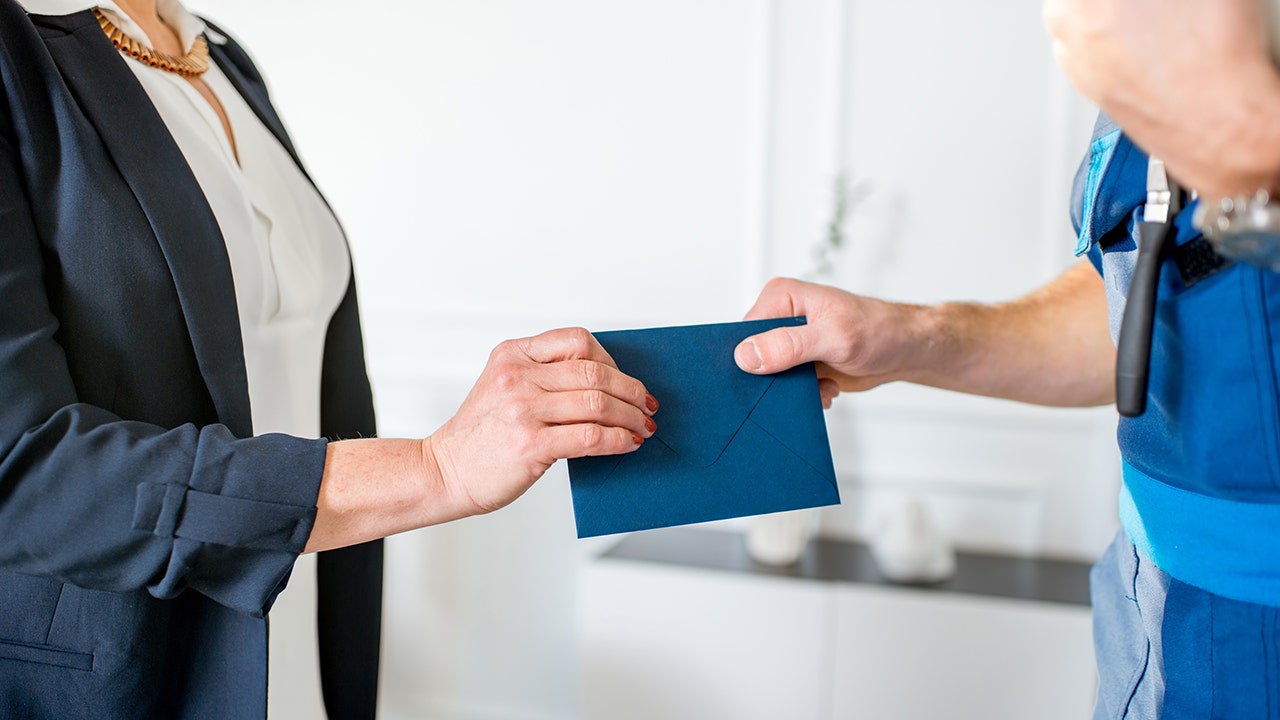 Holiday tipping 5 helpful guidelines for end of year gifts Fox Business