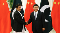 Chinese, Pakistan leaders meet amid debt concerns
