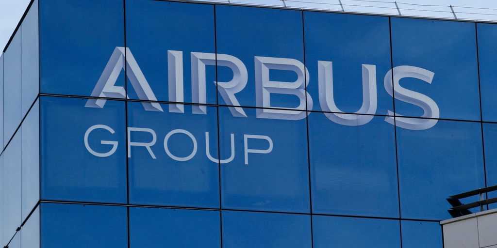 Airbus group. Группа Аэробус. Оттобрунн Airbus Group антенна. Оттобрунн Airbus Group. Airbus коррупция.