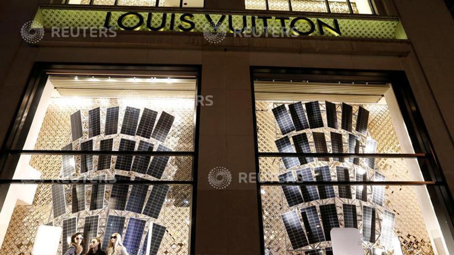 Apple, Michael Kors among world&#39;s most counterfeited brands | Fox Business