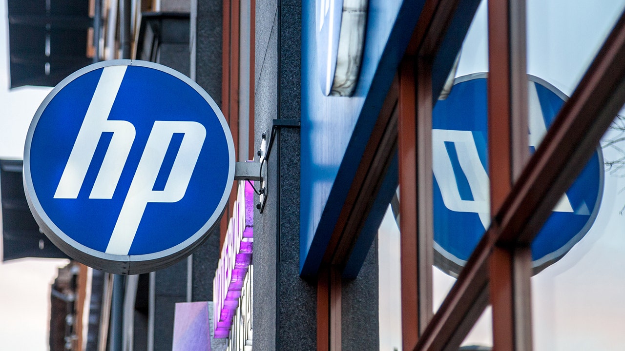 HP rejects Xerox's $33.5B hostile takeover attempt | Fox Business
