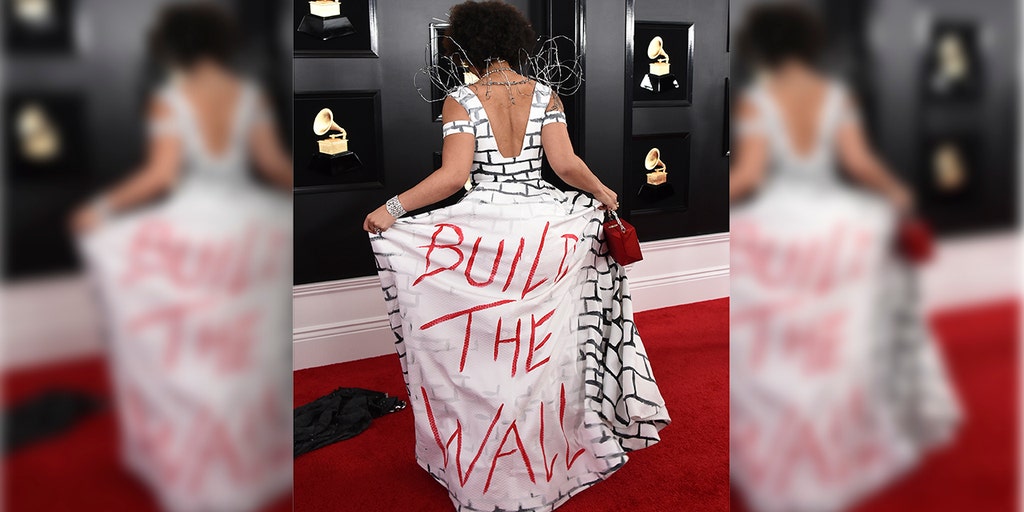 Joy villa hotsell dress grammy 2019