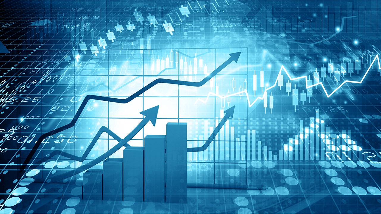ETFS look for billions of new flowers and as markets affect records records ETFS look for billions of new flowers and as markets affect records records
