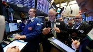 US stocks trade down after rally