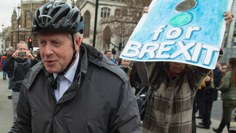 Key Brexit proponent Johnson rejects customs union with EU