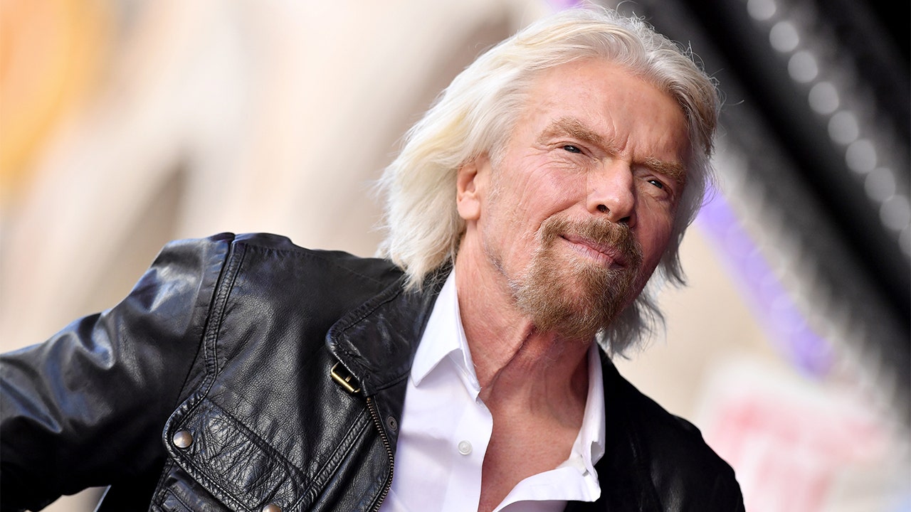 Billionaire Richard Branson reportedly prefers jeans ...