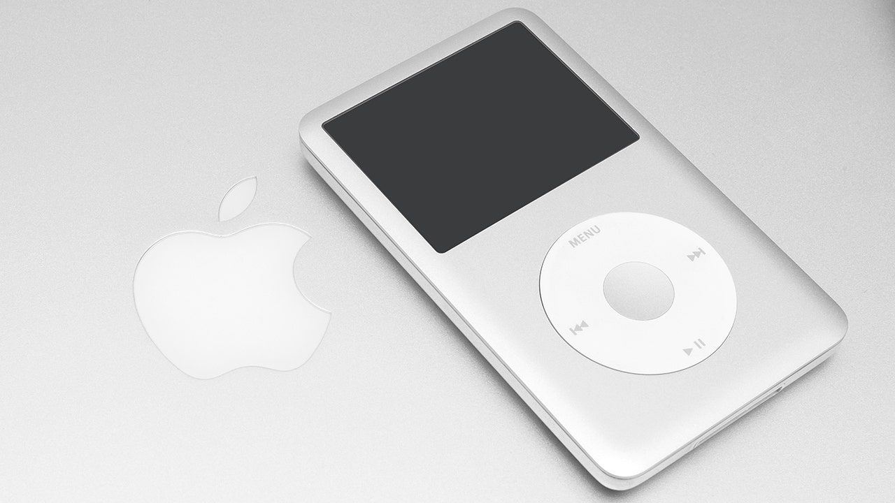 Apple-ipod-iStock.jpg?ve=1&tl=1