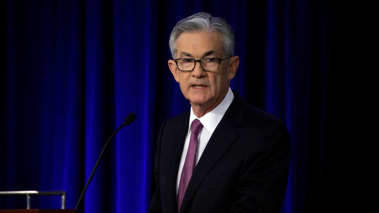 If the Fed cut rates, the stock market should not be celebrating: Peter  Schiff | Fox Business