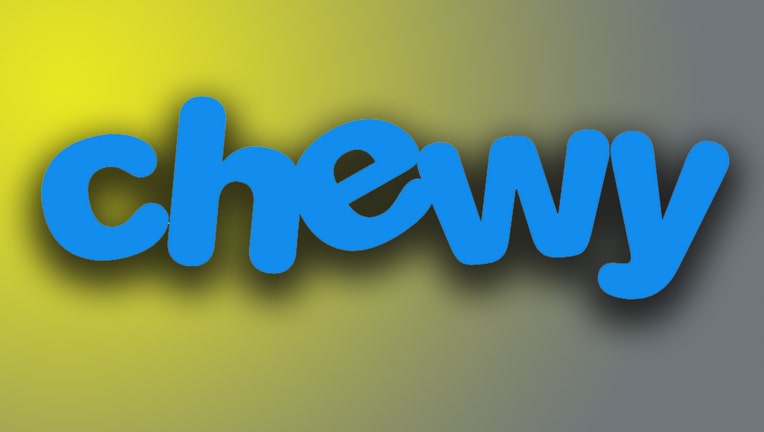 PetSmart’s Chewy prices its IPO at $22 a share, higher than its target
