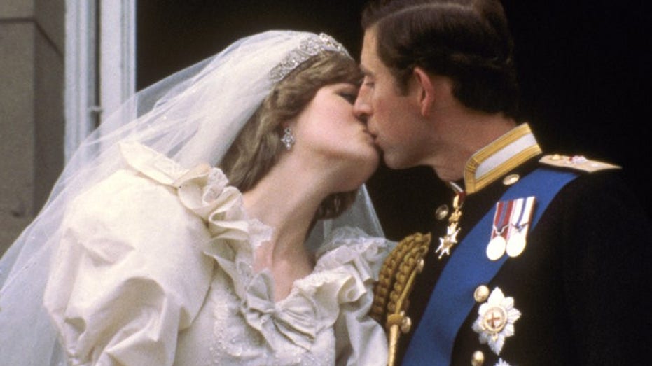 Royal wedding costs compared on Princess Diana s wedding