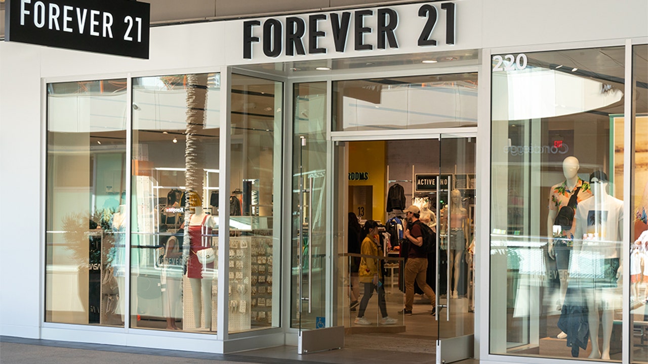 Forever 21 locations in Los Angeles - See hours, directions, tips, and  photos.