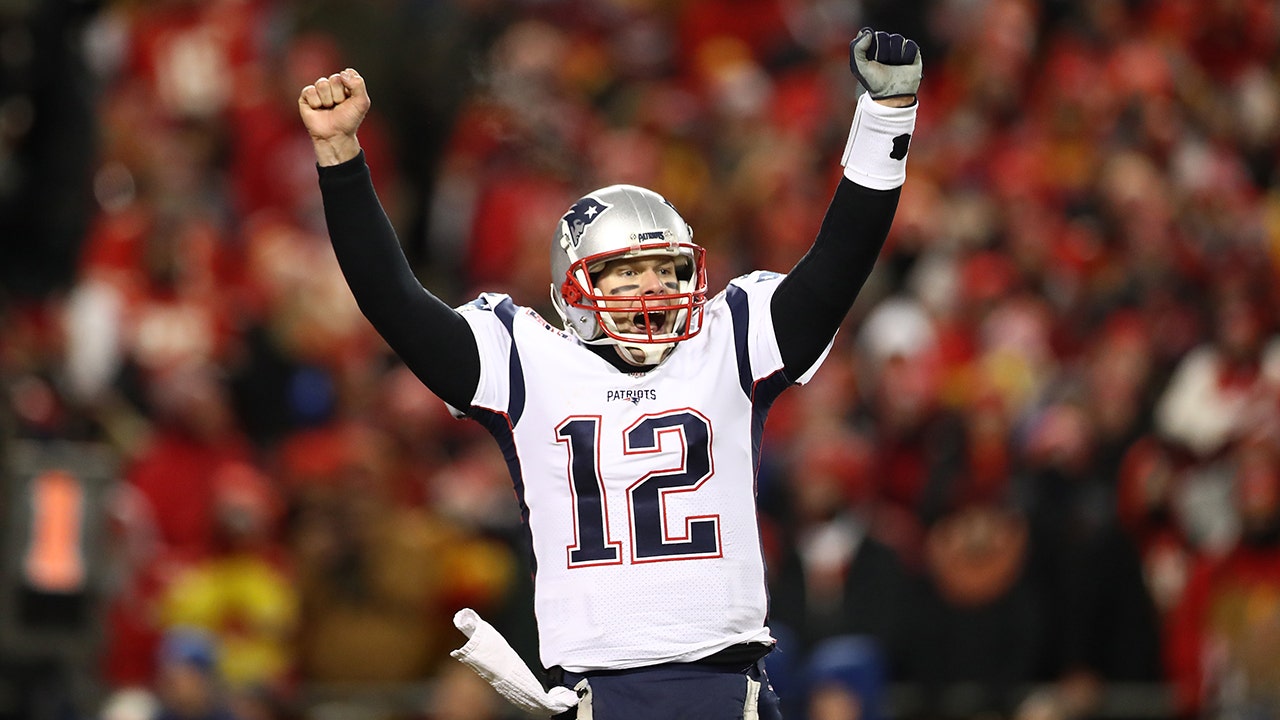 Tom Bradys Nfl Contracts What Patriots Star Has Earned