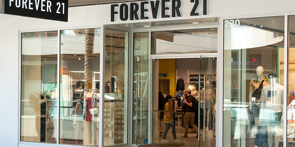Mega mall owners mull investing in Forever 21 after bankruptcy